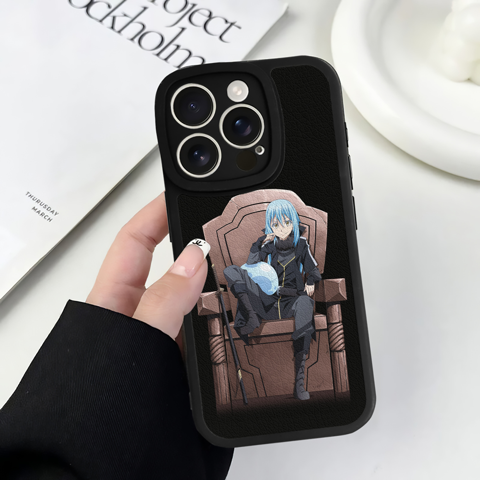 （画像用） 転スラ Regarding Reincarnated to Slime 【iPhone 16シリーズ対応】シリコンスマホケース（レザー調） 材質：シリコン